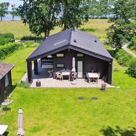 Huldrik - 100m From The Sea By Interhome *